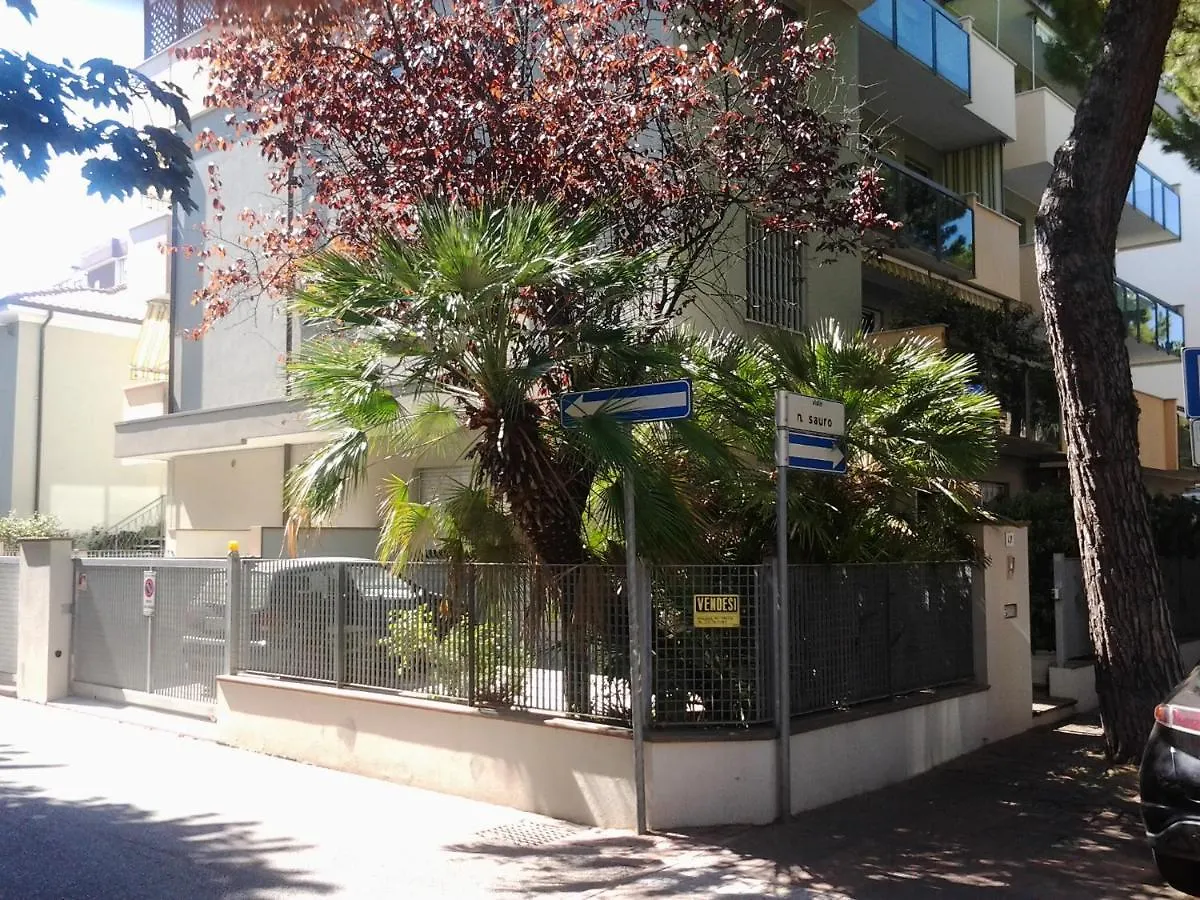Marina Centro: Pet-Friendly Apartment with Private Parking Rimini Italy